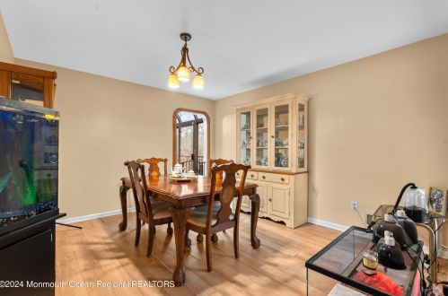 14 Knolls Dr, Jackson Twp NJ  08527-4209 exterior