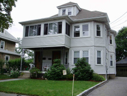 27 Broadway Ter, Newton, MA 02460-1404