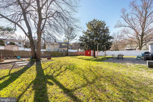 105 Red Stone Rdg, West Deptford NJ  08096-4134 exterior