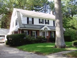 22 Bonad Rd, Newton, MA 02465-2902