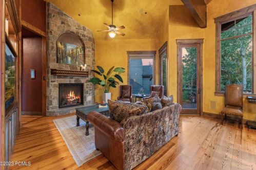 2702 Est Dr, Park City UT 84060-6878 exterior