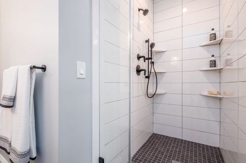 92 Dothan St, Arlington MA  02474-1343 exterior