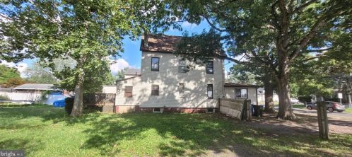 1111 Hessian Ave, West Deptford NJ  08093-1930 exterior