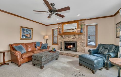 14 Meagan Ln, Lemont IL 60439-4496 exterior