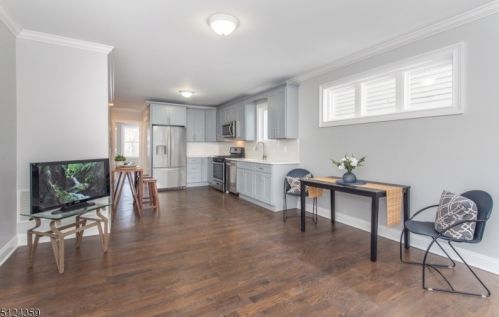 14 Lincoln Ter, Belleville NJ  07109-2534 exterior