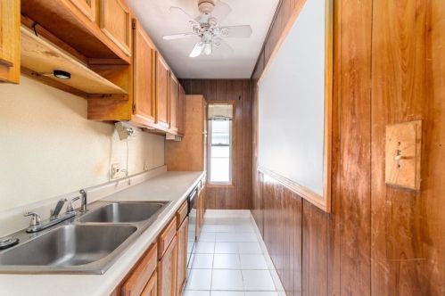 21 Whipple St, Worcester MA 01607-1339 exterior