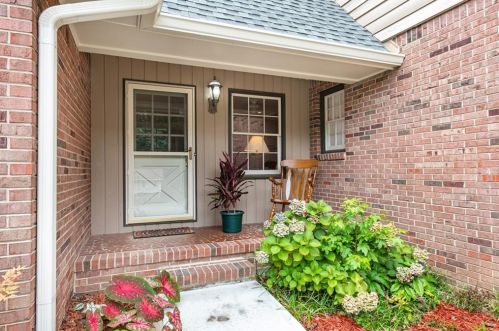 2211 Brendon Dr, Atlanta, GA 30338-4505