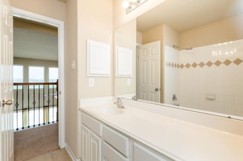 6311 Carnaby Ln, Richmond TX 77471-4588 exterior