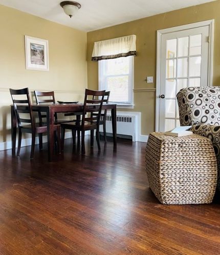 17 Moreland St, Worcester MA 01609-1050 exterior