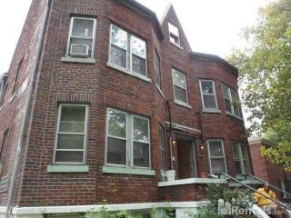 4321 Southern Pkwy, Louisville KY  40214-1583 exterior