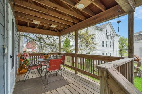 138 Oliver St, Fall River MA 02724-2918 exterior