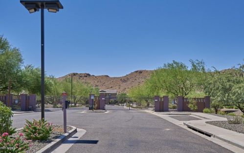 7819 37 Way, Phoenix AZ 85008-2219 exterior