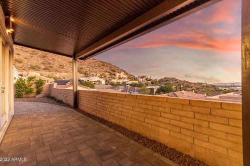 21 Beryl Ave, Phoenix AZ  85021-2480 exterior