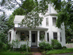 31 Wetherell St, Newton, MA 02464-1416