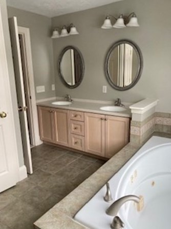 153 Winifred Ave, Worcester MA 01602-2026 exterior