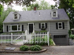 31 Asheville Rd, Newton, MA 02462-1123