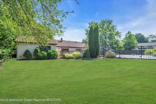 2 Neal St, Jackson Twp NJ exterior