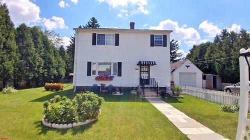 9 Rydberg Ter, Worcester, MA 01607-1705