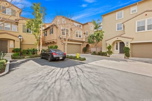 2 Ladypalm, Irvine CA 92618-4078 exterior