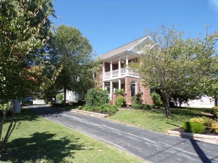 429 Franklin St, Madisonville, KY 42431-1730