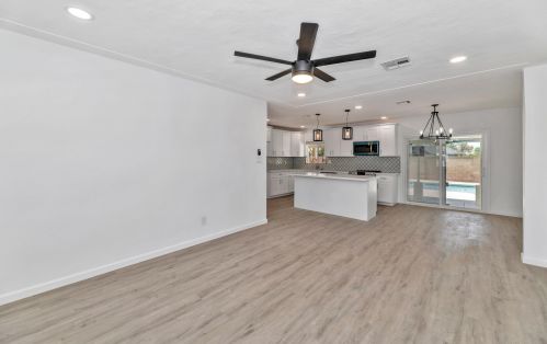 1820 45th St, Phoenix AZ  85008-4104 exterior