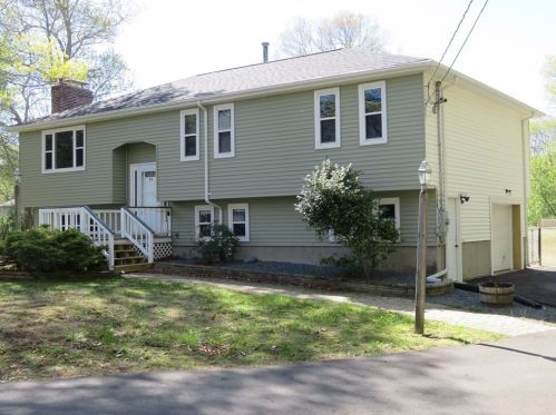 73 Tardie Ter, East Bridgewater, MA 02333-1010