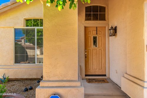 2029 Angela Dr, Phoenix AZ 85032-2351 exterior