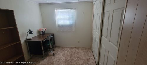 41 Larisa Ln, Jackson Twp NJ exterior