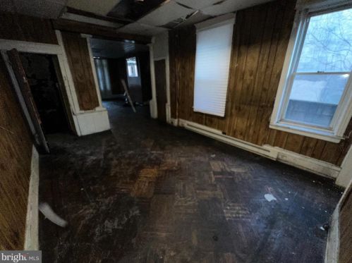 1822 20 St, Philadelphia PA 19140-1003 exterior