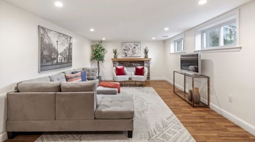 126 Brandeis Rd, Newton MA 02459-2707 exterior