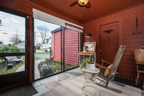 48 Housatonic St, Worcester MA 01606-1617 exterior