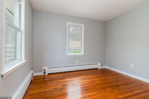 290 Church Rd, Milford NJ 08848-1813 exterior