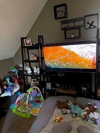 72 Winsor St, New Bedford MA 02744-1843 exterior