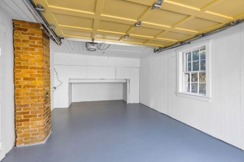 550 Beacon St, Newton MA 02459-2024 exterior