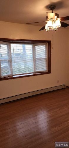 152 Devon Ter, Kearny NJ  07032-3332 exterior