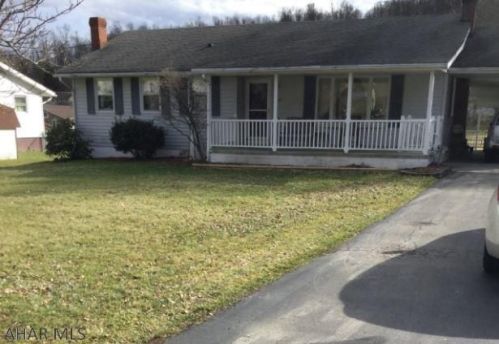 1147 Maple Hollow Rd, Duncansville, PA 16635-6907