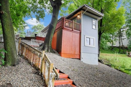 415 Mower St, Worcester MA 01602-1011 exterior