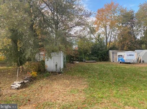 406 Dupont Ave, West Deptford NJ 08066-1169 exterior