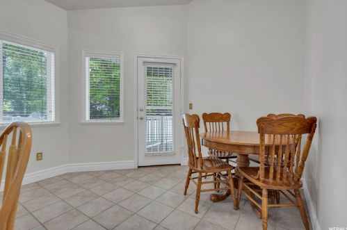 948 White Pne Way, Sandy UT exterior