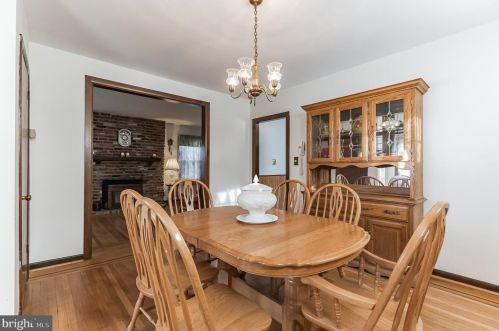 903 Belmont Ave, Camden NJ 08108-3220 exterior