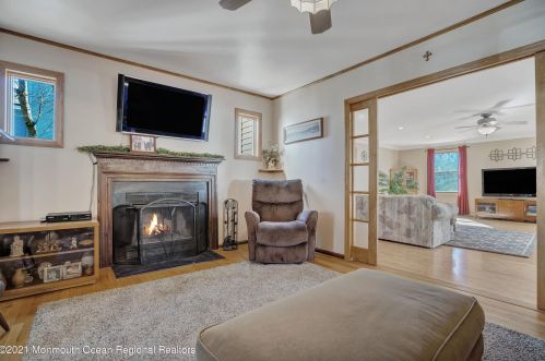 11 Red Cedar Ct, Jackson Twp NJ 08527-1351 exterior