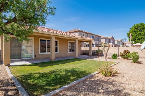 2128 Bowker St, Phoenix AZ 85040-3480 exterior