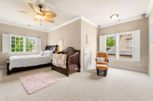 1789 Buckhead Vly Ln, Atlanta GA 30324-2795 exterior