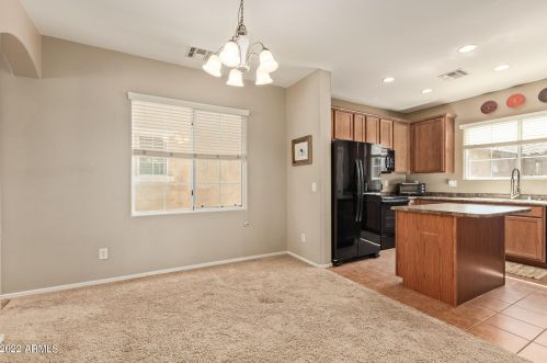 1922 78 Ave, Phoenix AZ 85035-5144 exterior