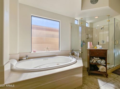 3033 50th St, Phoenix AZ 85008-1609 exterior