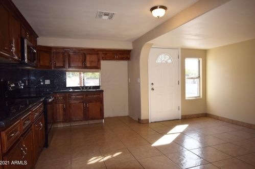 16624 28 Pl, Phoenix AZ 85008-4705 exterior
