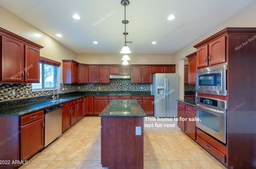 23229 43rd St, Phoenix, AZ 85050-8769