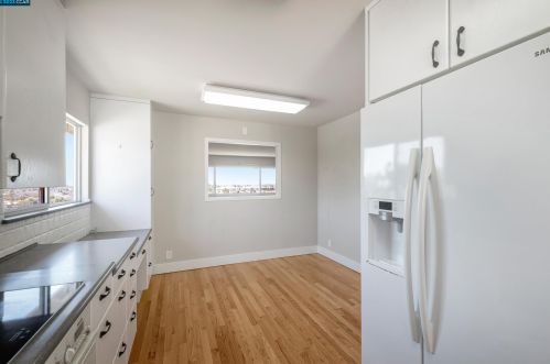 1973 Placer Dr, San Leandro CA  94578-1336 exterior