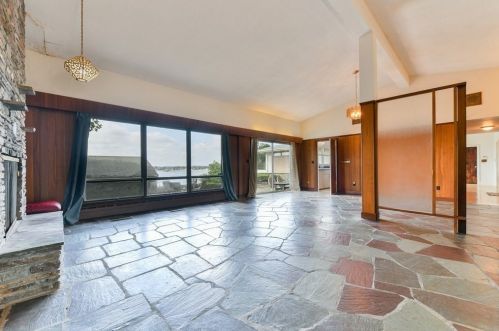 142 Crabtree Rd, Quincy MA 02171-1250 exterior