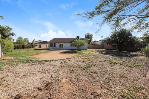 3454 Charleston Ave, Phoenix AZ  85032-1215 exterior